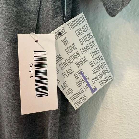 Brand New LuLaRoe L Gray Carly Dress - Picture 4 of 5